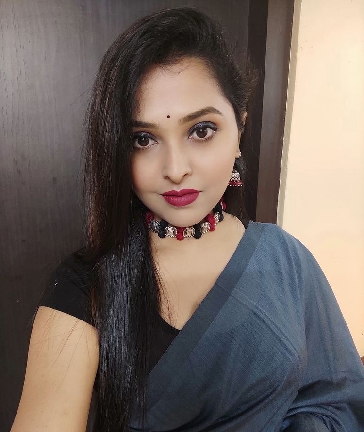 model Call Girls in Mumbai